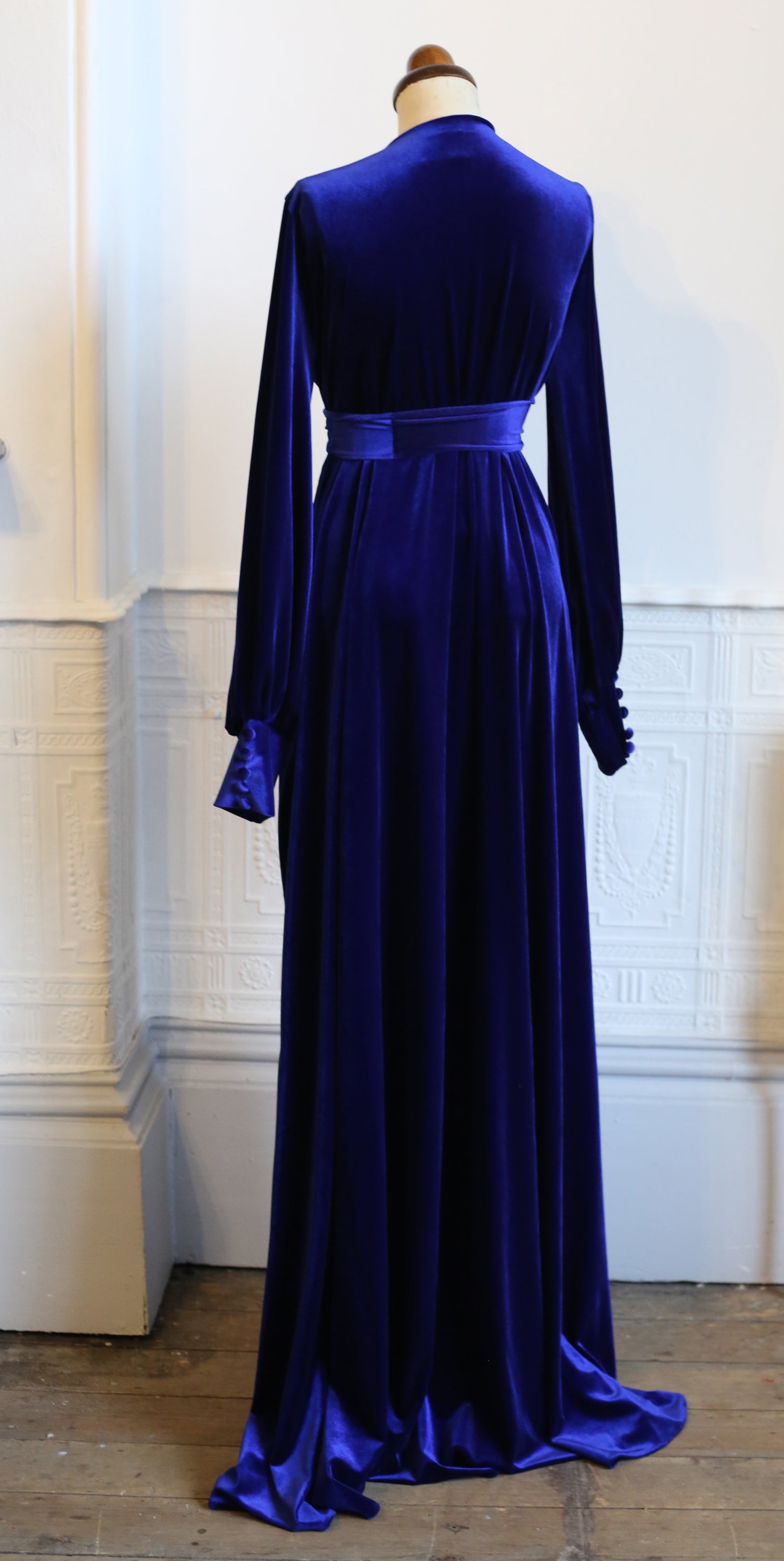 Vamp - Royal Blue Velvet Gown ...